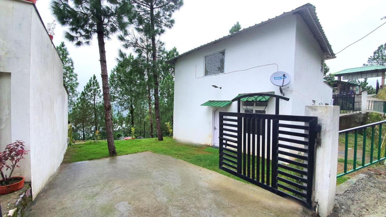 Blue Pine Orchards - Villas Lansdowne Esterno foto