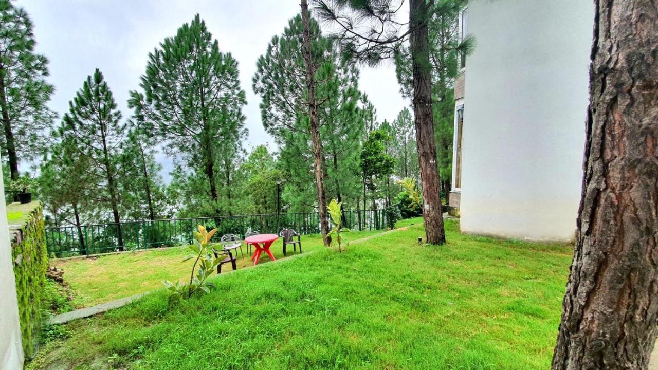 Blue Pine Orchards - Villas Lansdowne Esterno foto