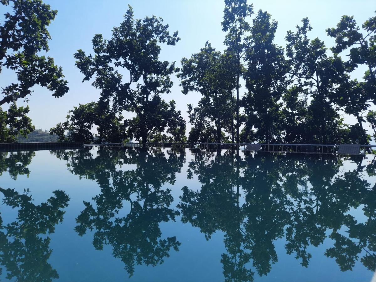 Blue Pine Orchards - Villas Lansdowne Esterno foto