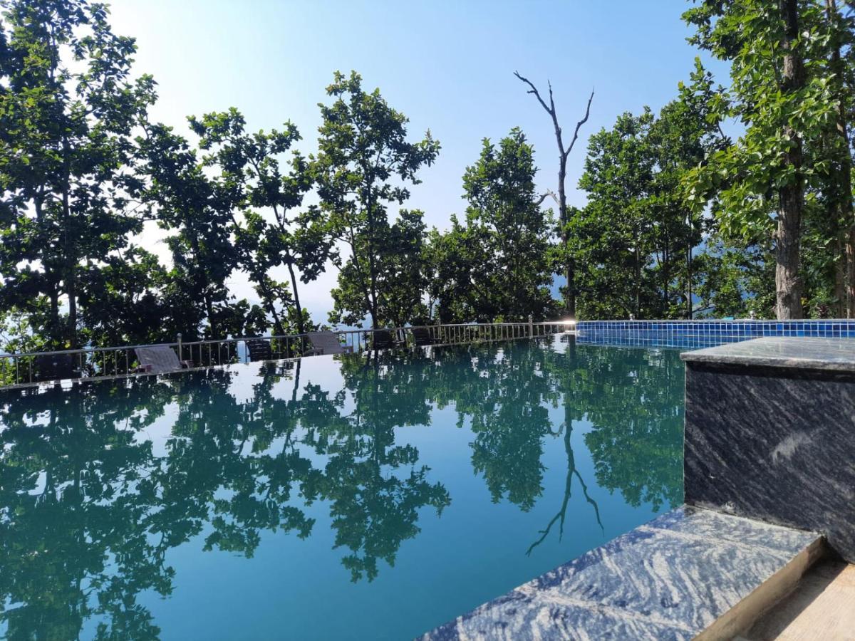 Blue Pine Orchards - Villas Lansdowne Esterno foto