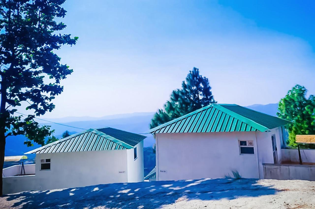 Blue Pine Orchards - Villas Lansdowne Esterno foto