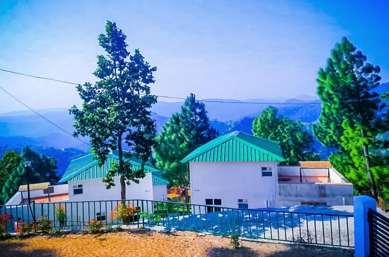Blue Pine Orchards - Villas Lansdowne Esterno foto